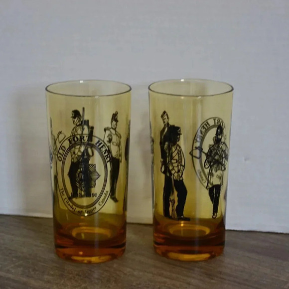 Vtg Old Fort Henry  Glasses - Picture 2 of 6